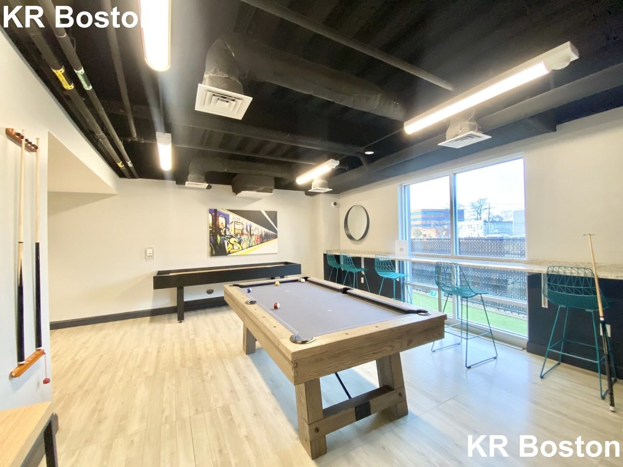 Braintree St #217 - Photo 3 of 8