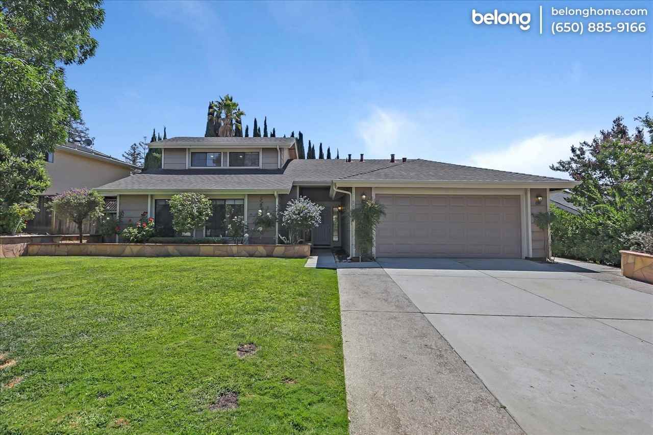 3186 Adamswood Dr - Photo 2 of 50