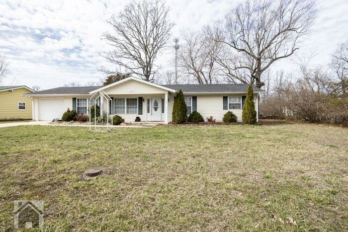 25917 Sutherland Ln - Photo 3 of 28