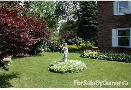 10422 Brighton Rd - Photo 2 of 11