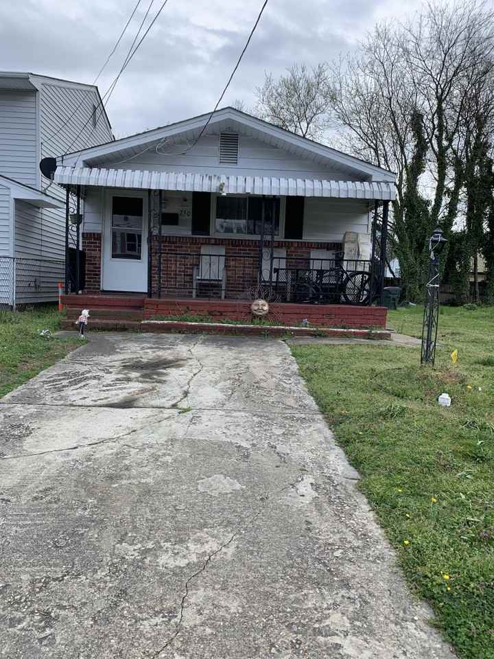 750 20th St #NA - Photo 2 of 4