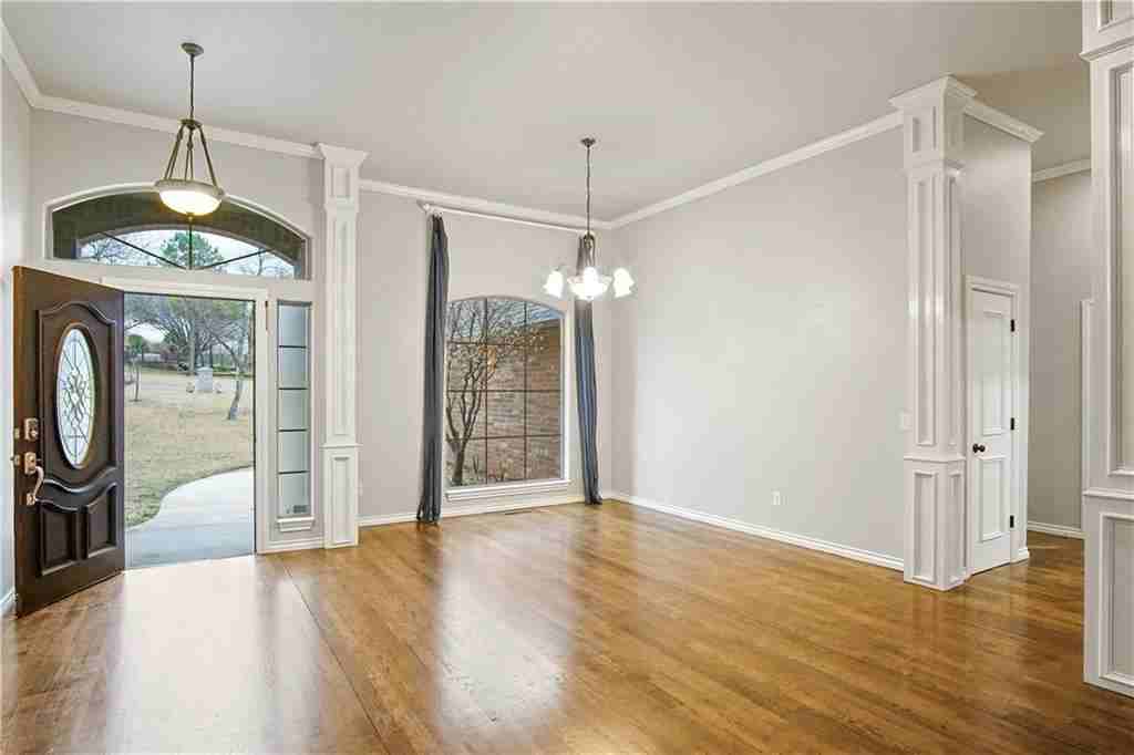 9417 Forest Dale Dr #1 - Photo 4 of 25