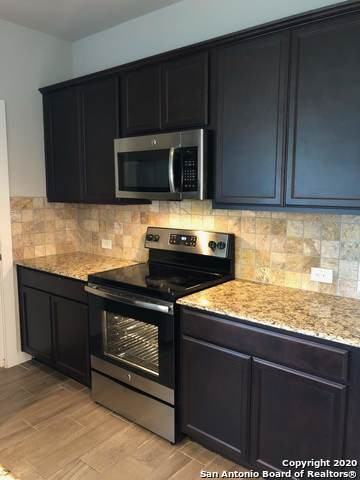 414 Creekside Curve New Braunfels, TX. 78130 - 1 #1 - Photo 4 of 23