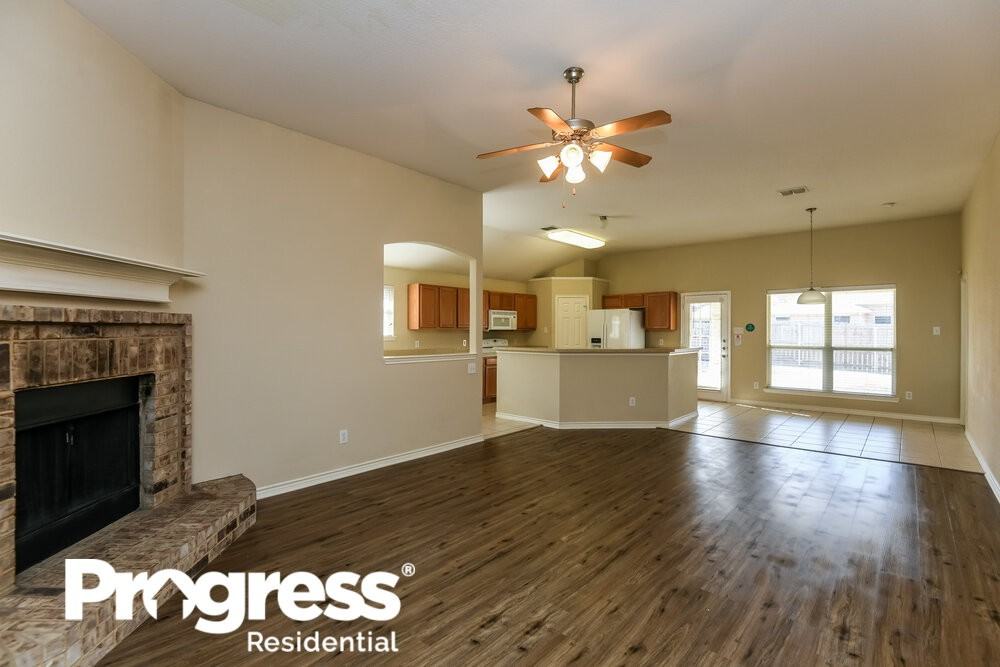 3912 Big Thicket Dr - Photo 3 of 16