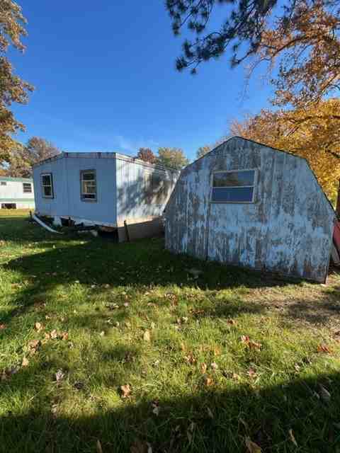 102 Reindl Dr - Photo 3 of 11