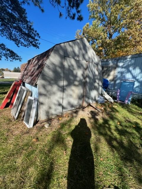 102 Reindl Dr - Photo 4 of 11