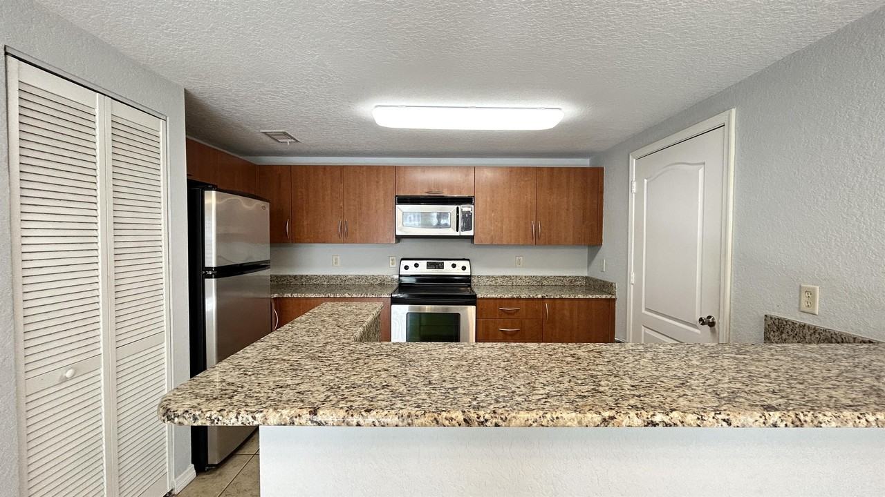 138 Sw Peacock Blvd #20-106 - Photo 4 of 37