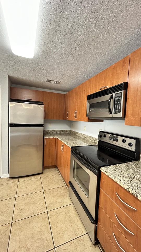 138 Sw Peacock Blvd #20-106 - Photo 6 of 37