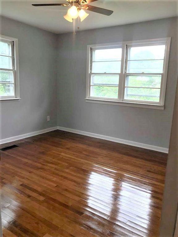 310 College Park Rd #1 - Photo 3 of 12