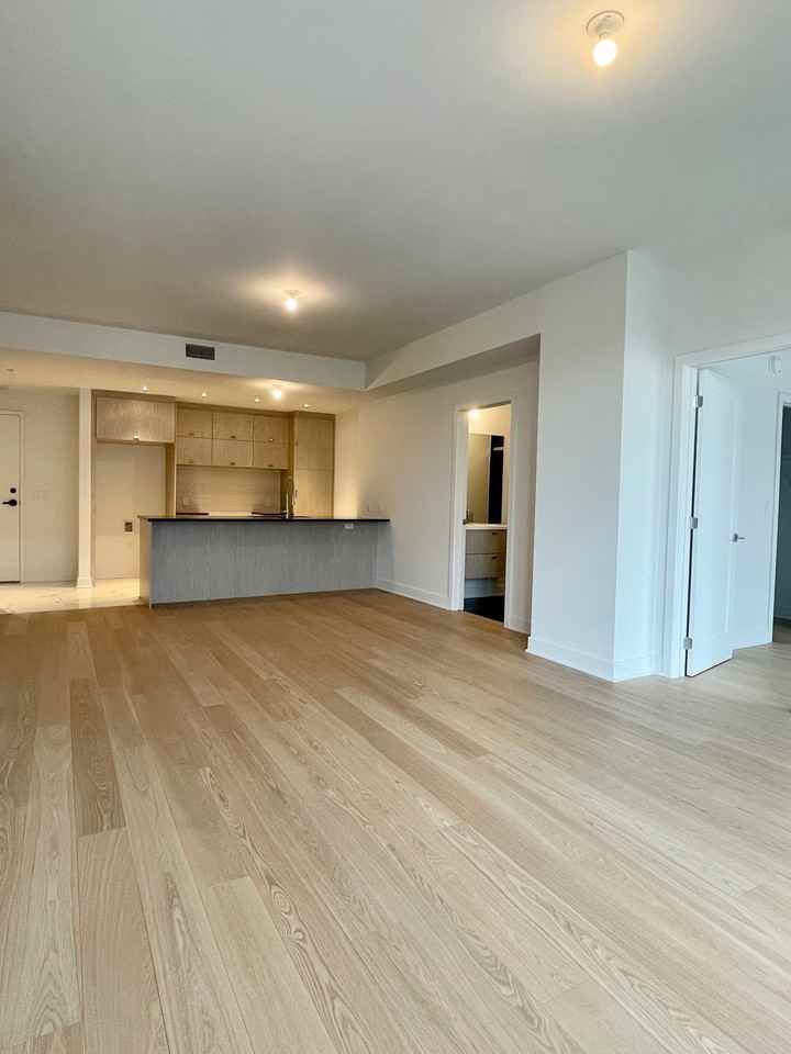 4420 Boulevard Saint-Jean #509 - Photo 2 of 25