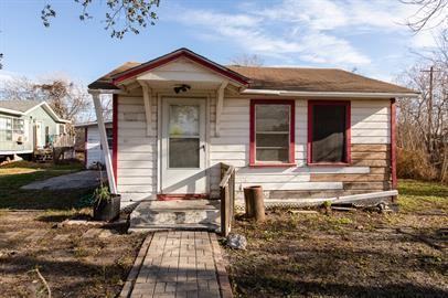 448 Peach St - Photo 2 of 24