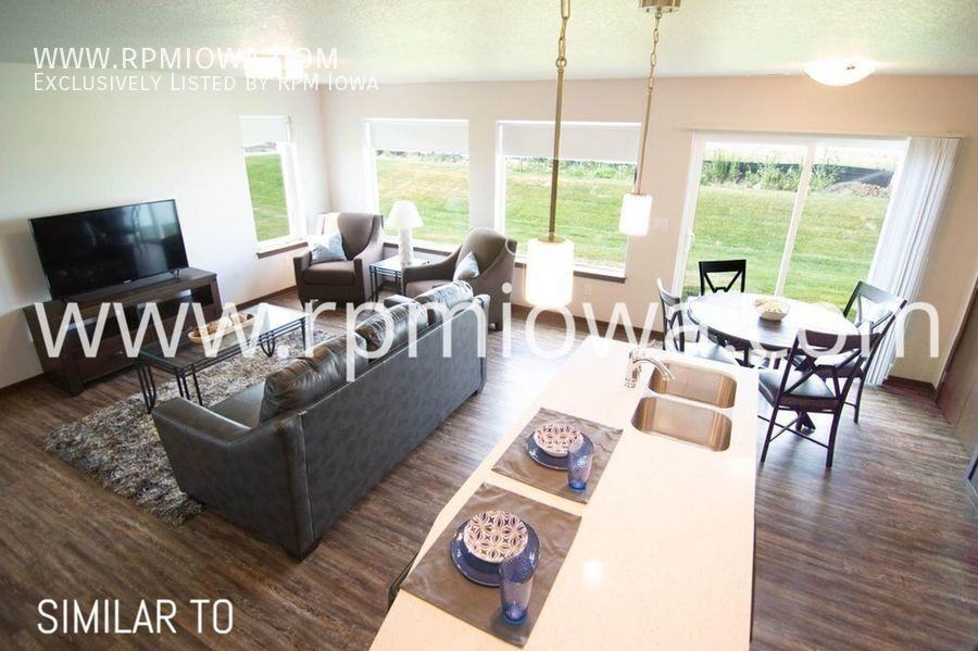 1116 Edgeland St Sw - Photo 2 of 11