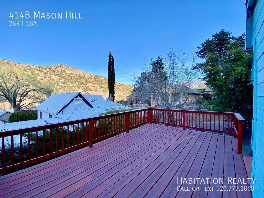 414B Mason Hill Ave - Photo 2 of 16