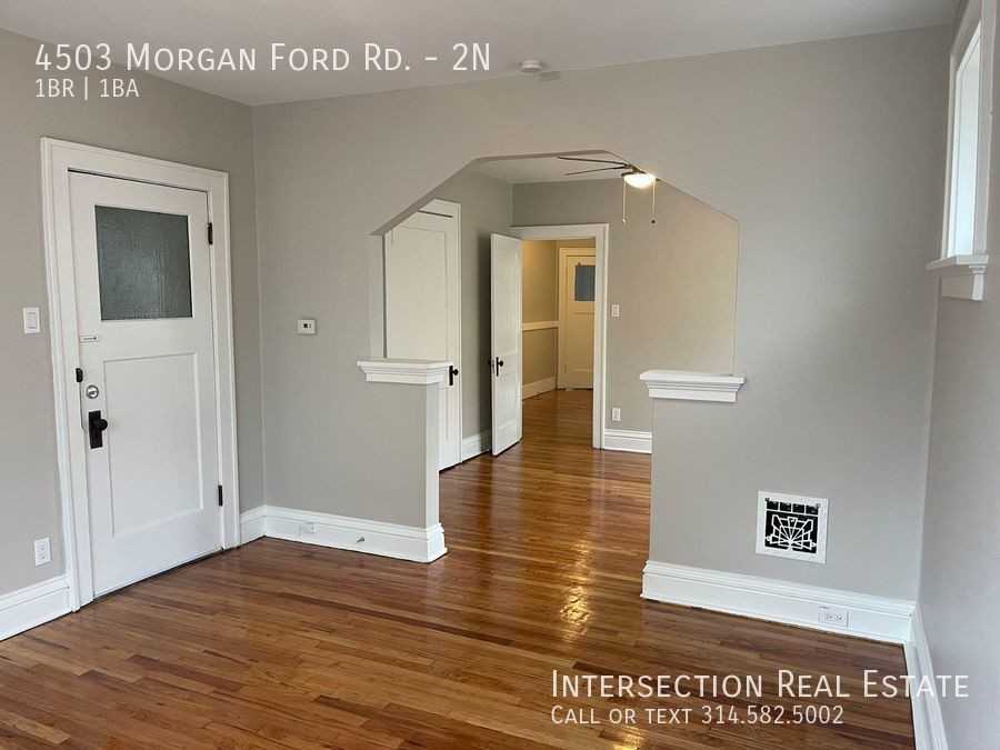 4503 Morganford Rd #2N - Photo 3 of 14