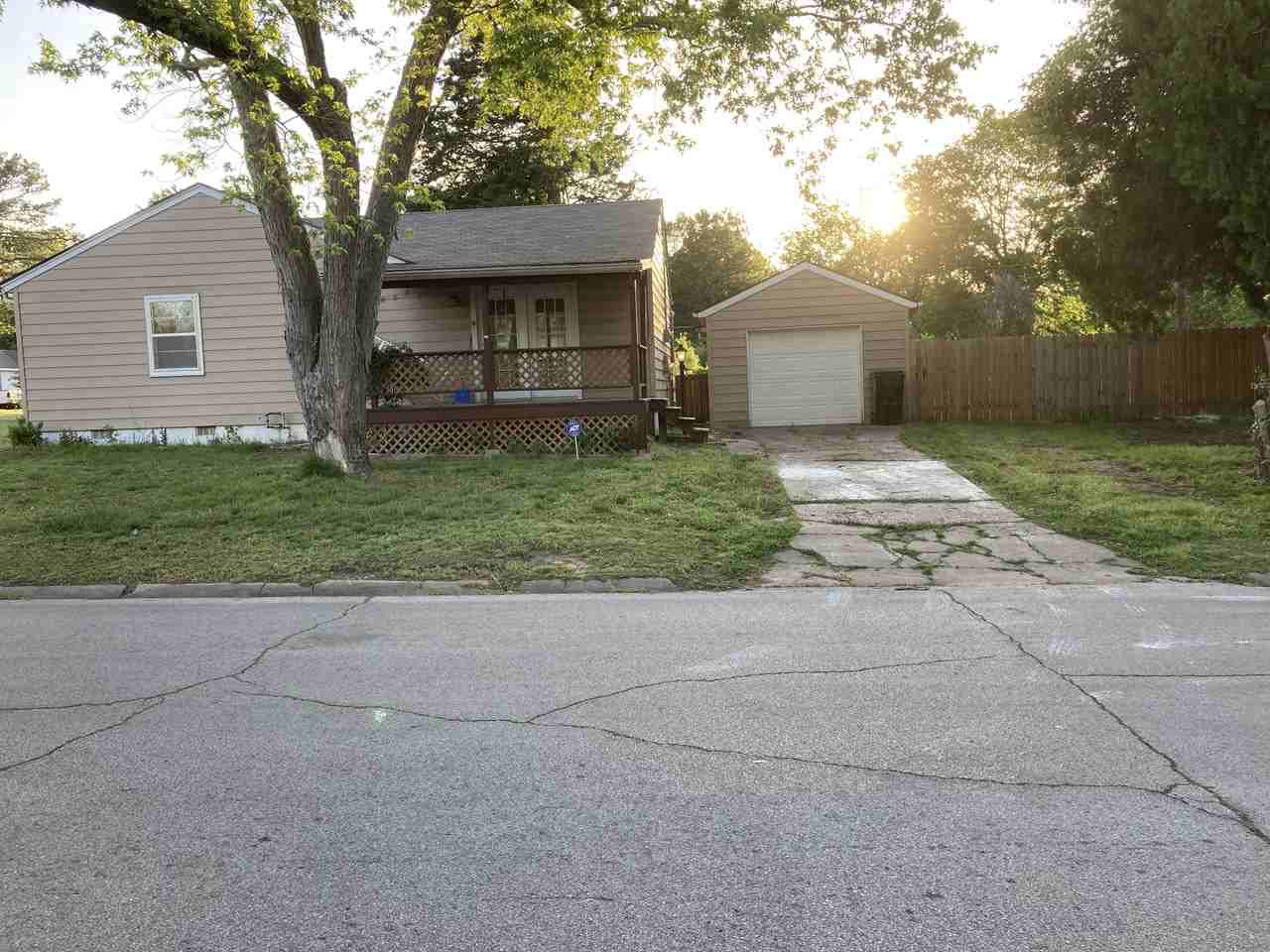 441 E 19th St #NA - Photo 3 of 26