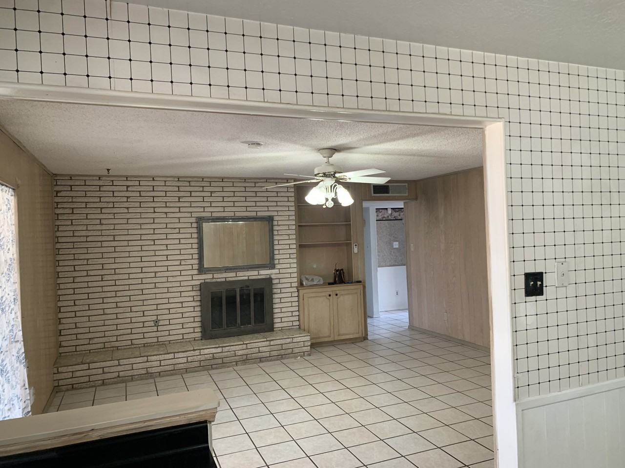 10609 Lakewood Ave #NA - Photo 2 of 15