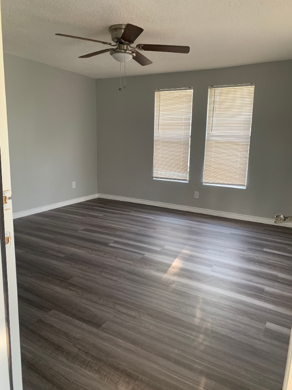 1522 Vermont Ave - Photo 3 of 12