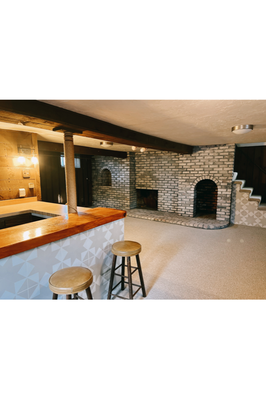 47 Bedford Ave - Photo 3 of 14