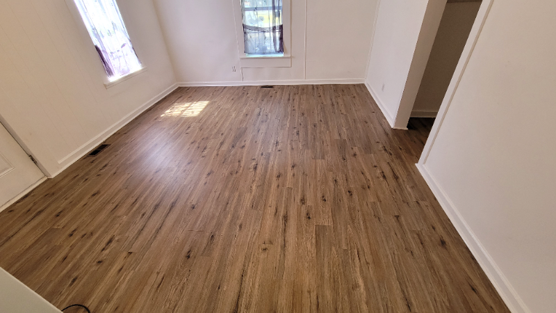 345 Oxford Rd - Photo 3 of 6