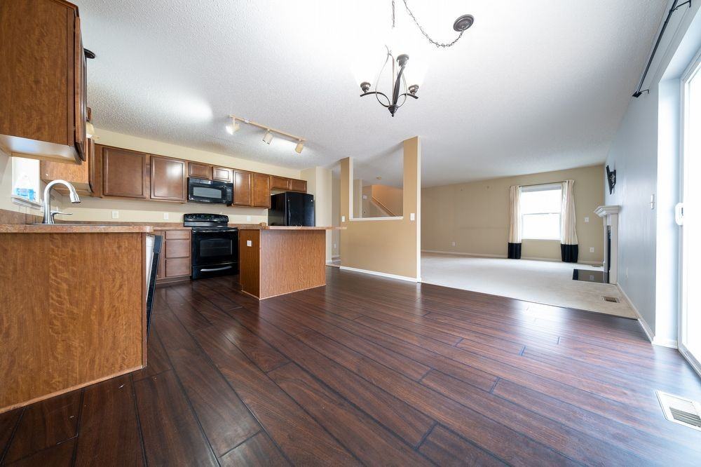533 Summit Ln - Photo 2 of 28