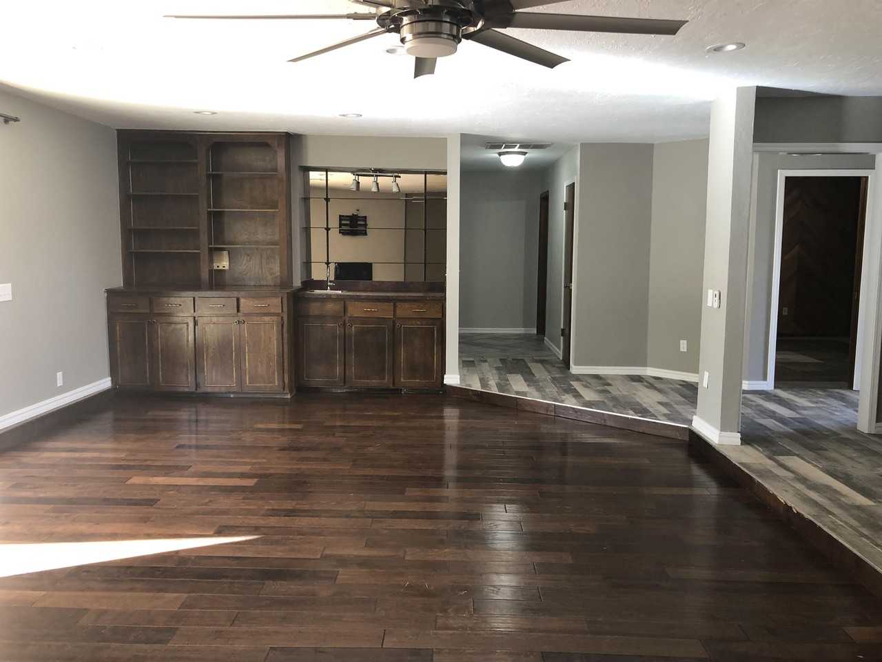 8312 Nw 117th St #1 - Photo 6 of 20