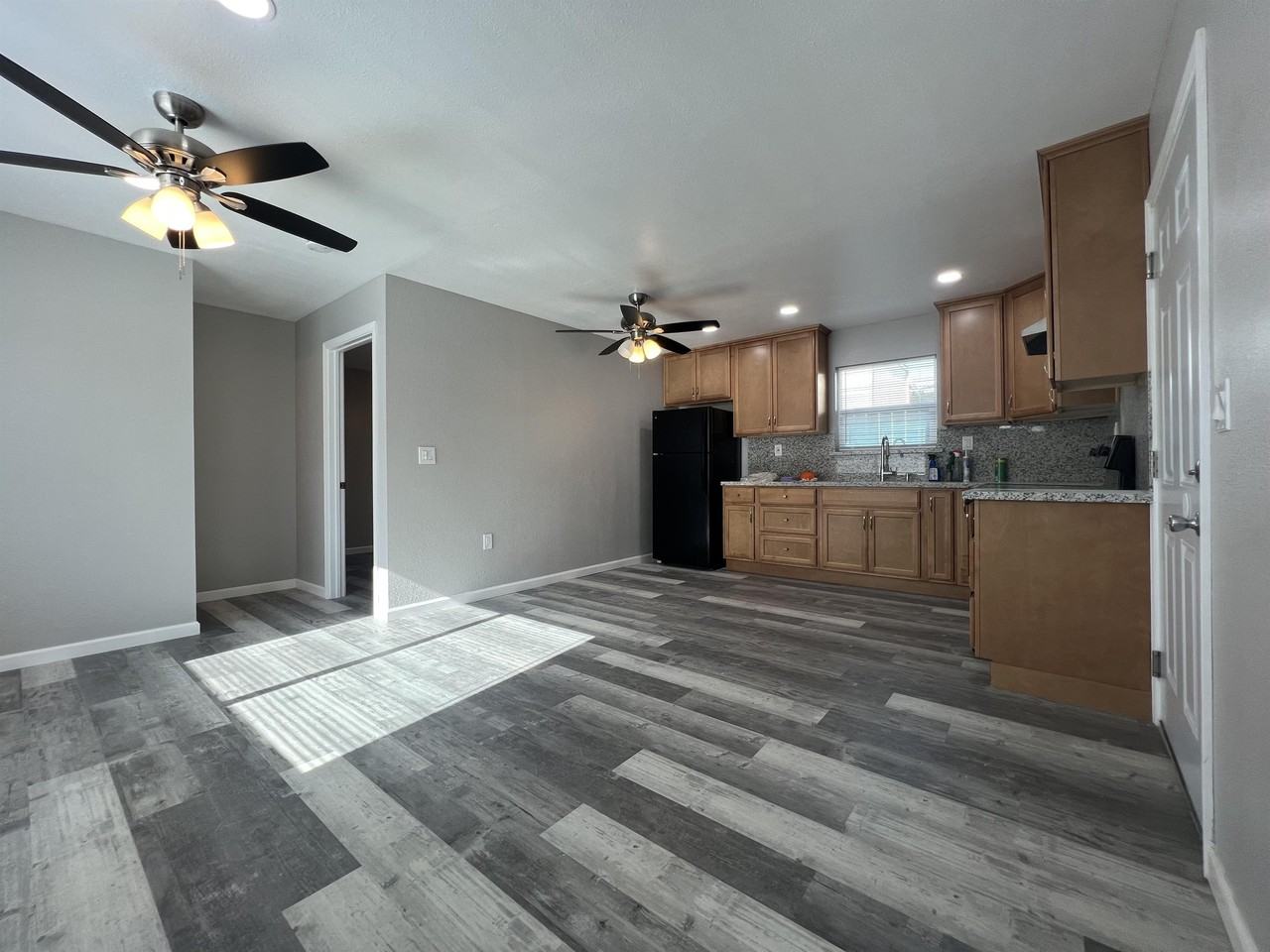 26204 Underwood Ave #1 - Photo 3 of 10