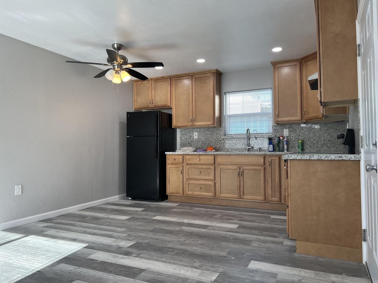 26204 Underwood Ave #1 - Photo 4 of 10