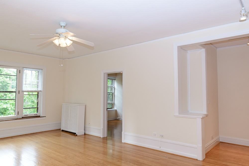 1020 W Ardmore AveApt 2A #2A - Photo 2 of 14