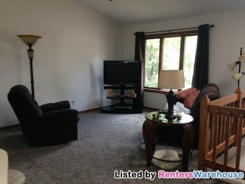 1784 Orchid Dr S - Photo 3 of 15