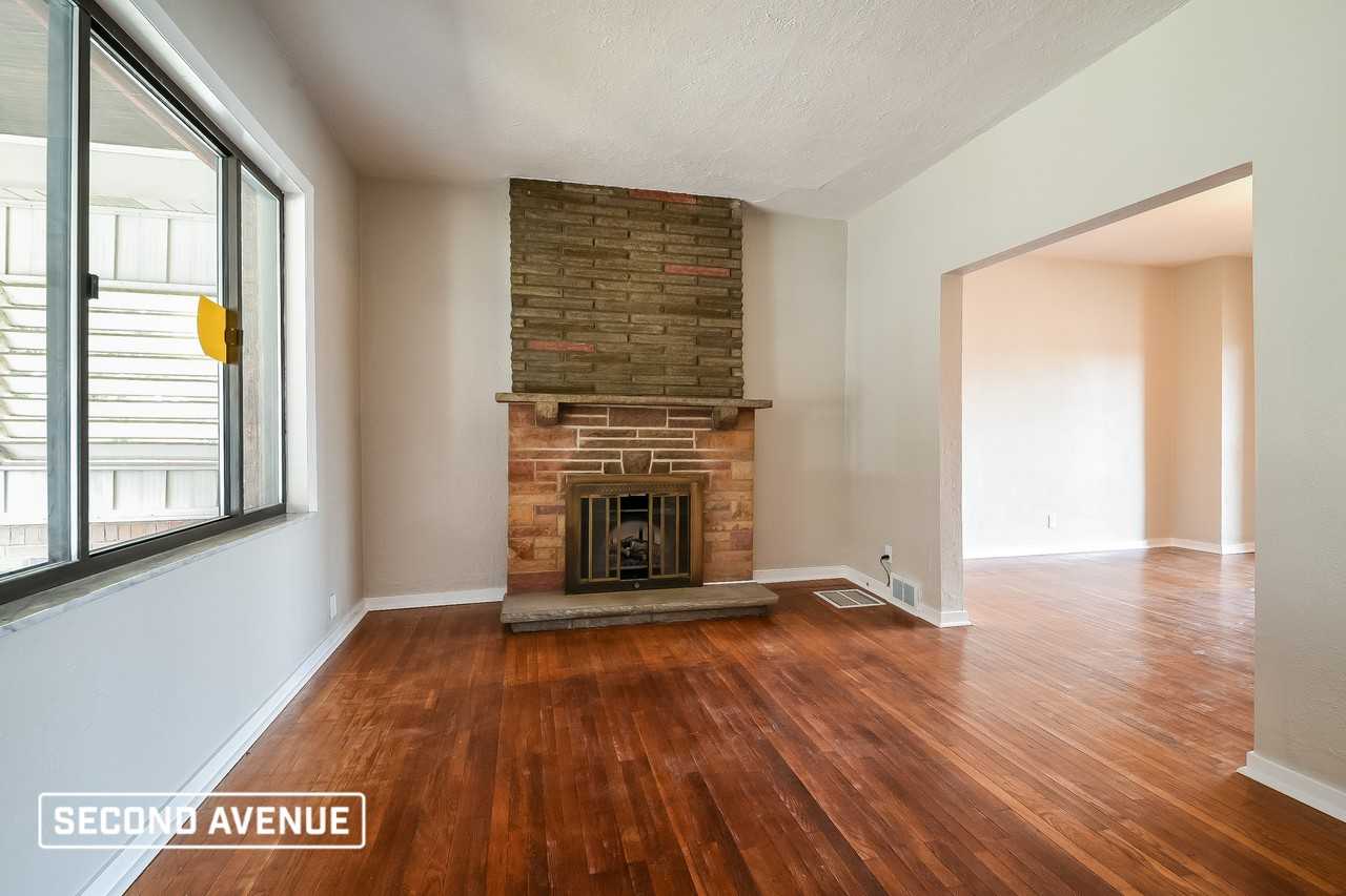 3340 Latonia Ave - Photo 3 of 16