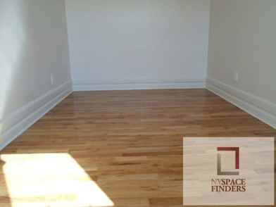 42nd St 28th Ave Astoria Ny 11103 Us New York Ny 11103 2 Bedroom Apartment For Rent For 2 500 Month Zumper