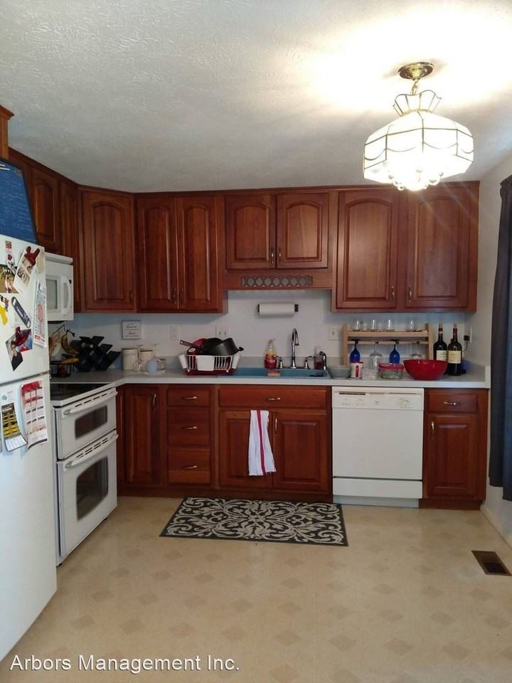 223 Quail Run Rd - Photo 2 of 20