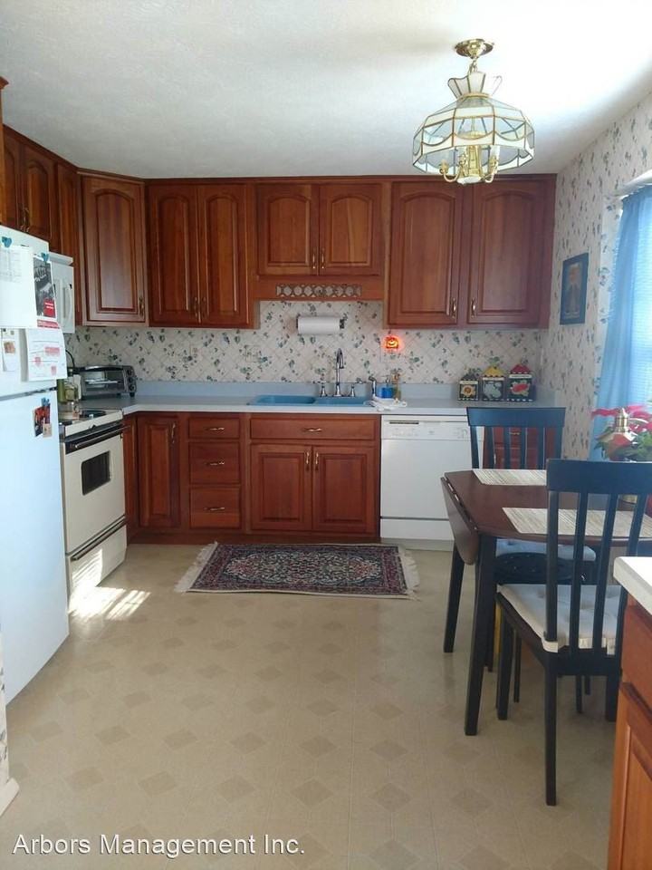 223 Quail Run Rd - Photo 3 of 20