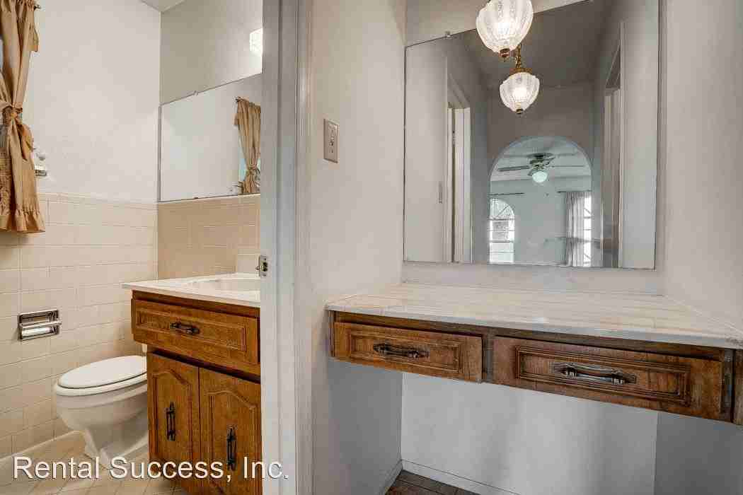 1905 Kentucky St - Photo 2 of 25