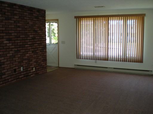 580 NE Fleming Ave #580 - Photo 3 of 4