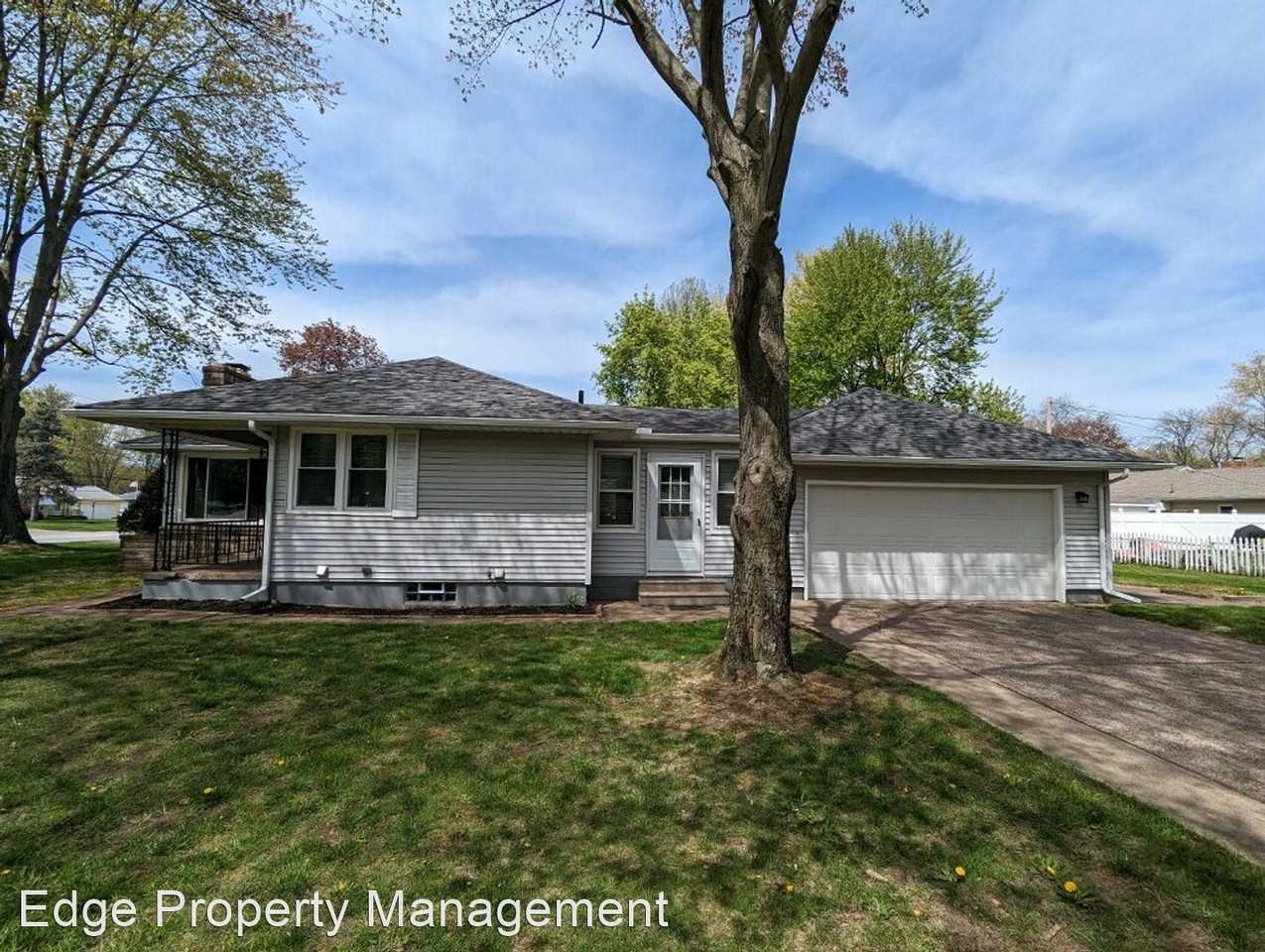 171 S Leavitt Rd - Photo 3 of 20