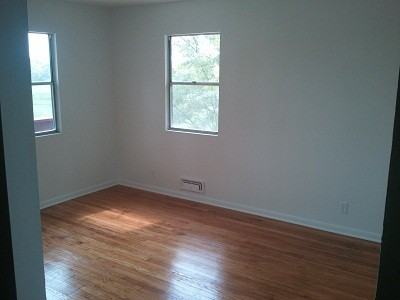 1742 Bristol Ave - Photo 3 of 4