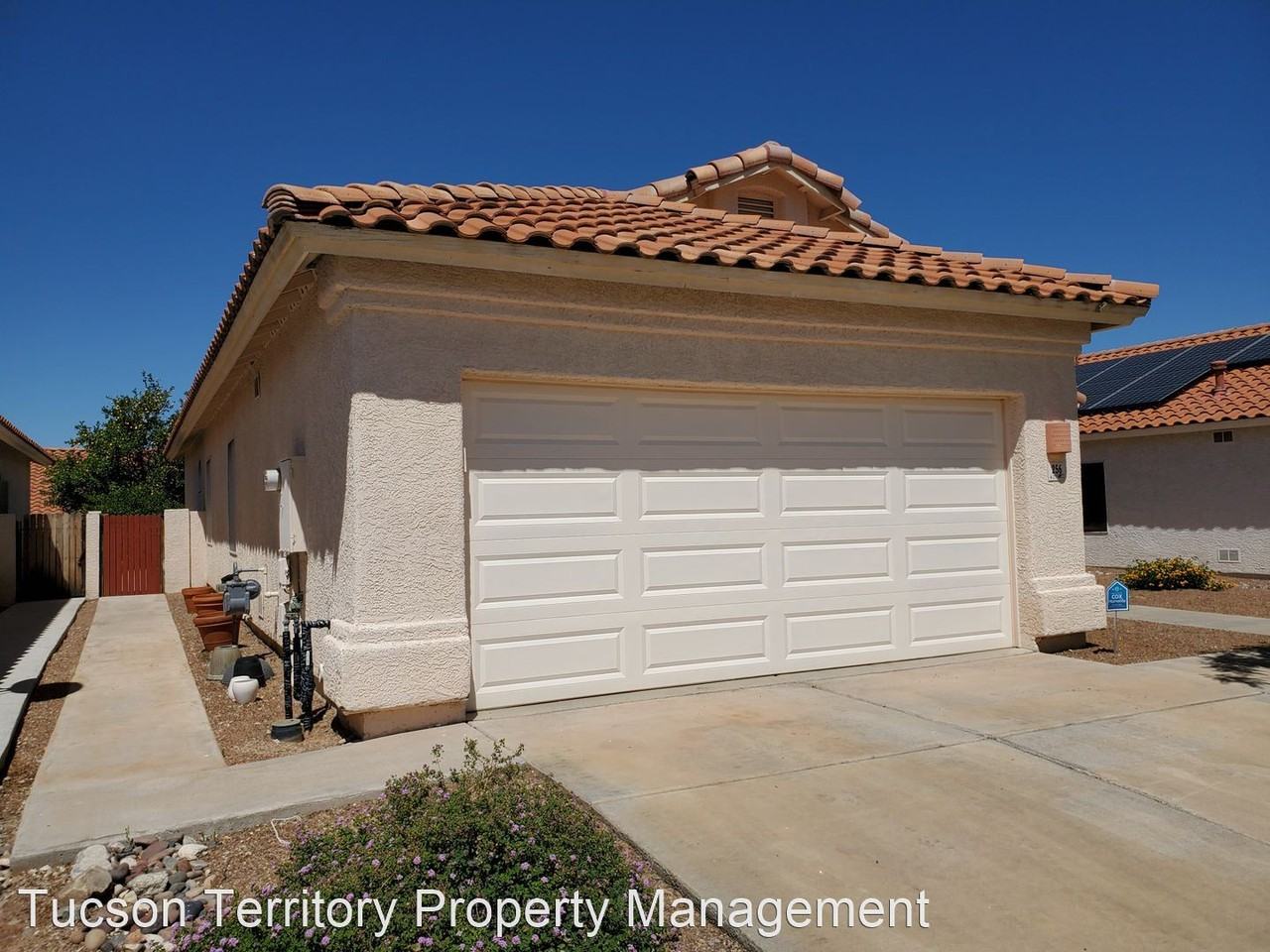 256 S Ridgefield Ave - Photo 3 of 27