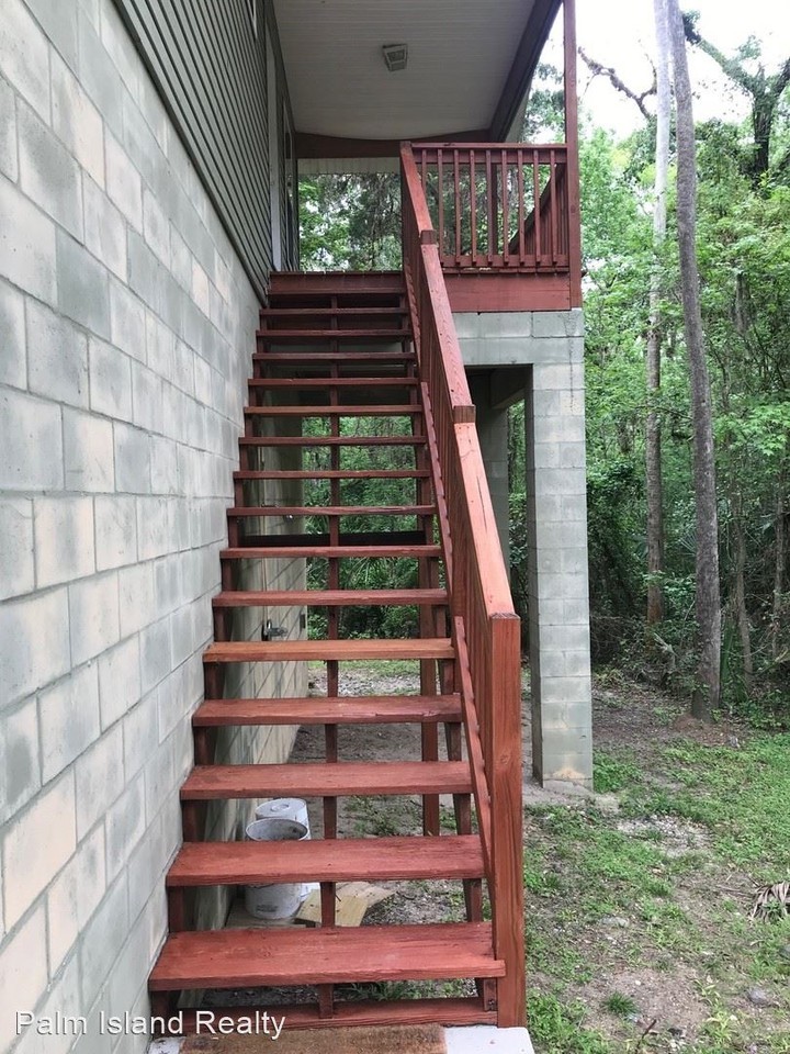 11031 Bonnet Hole Dr - Photo 3 of 17