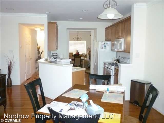 6376 Eagles Crest Ln - Photo 3 of 7