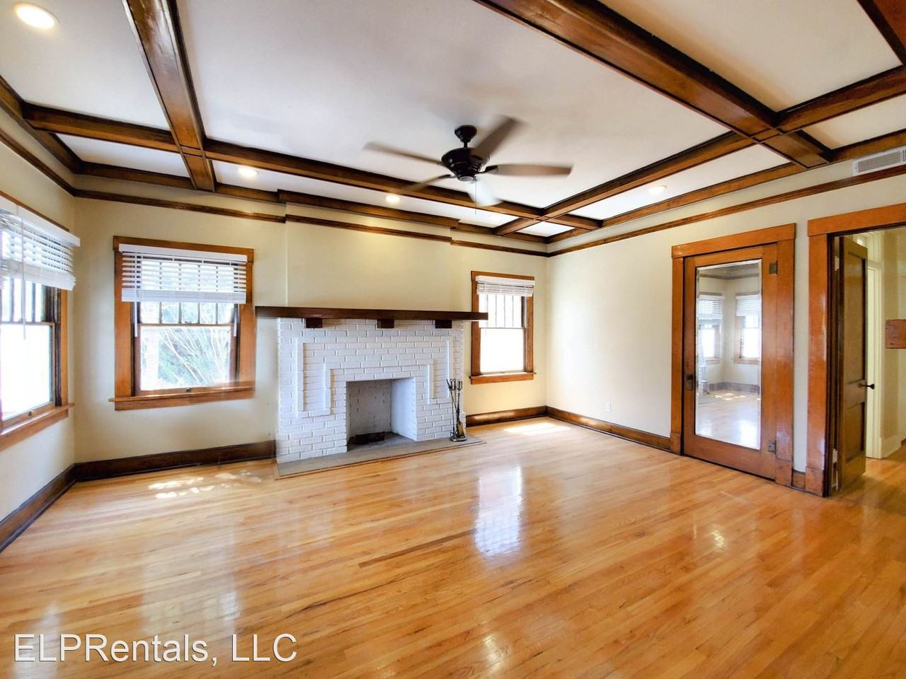 2809 Wheeling Ave - Photo 2 of 15
