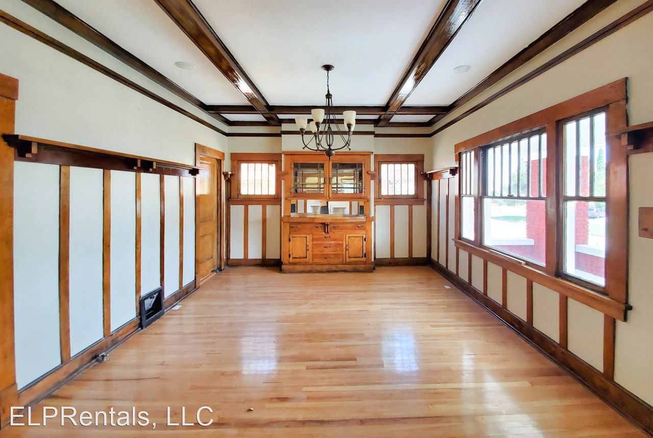 2809 Wheeling Ave - Photo 3 of 15