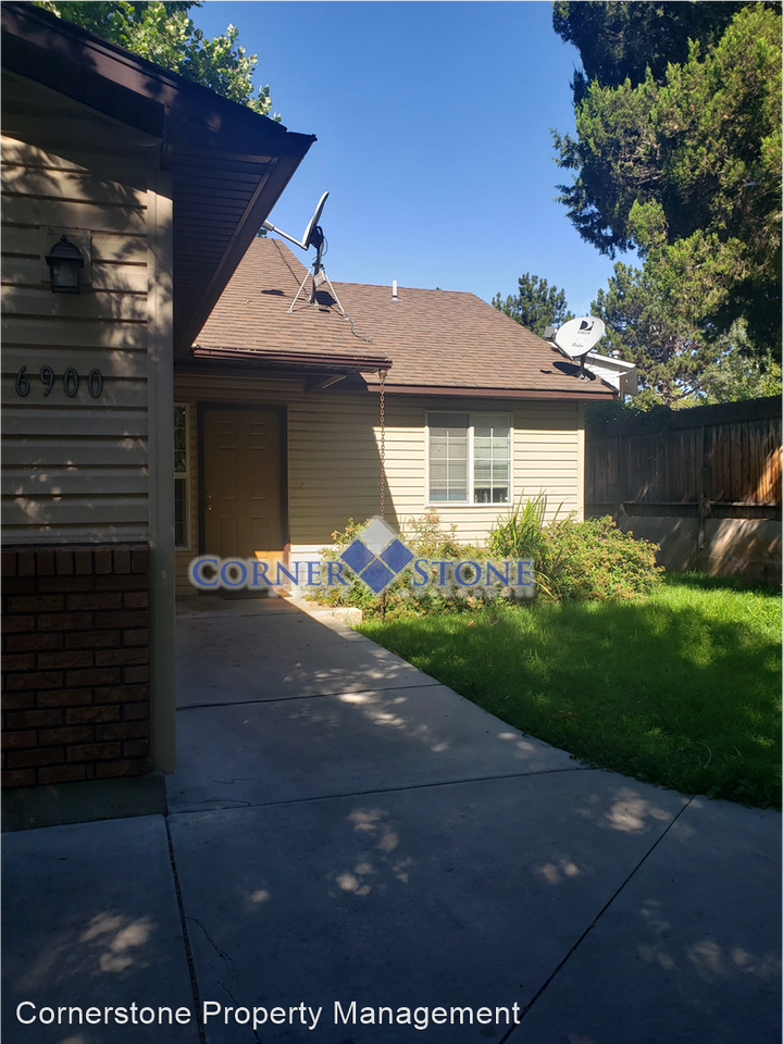 6900 W Poplar St - Photo 2 of 23