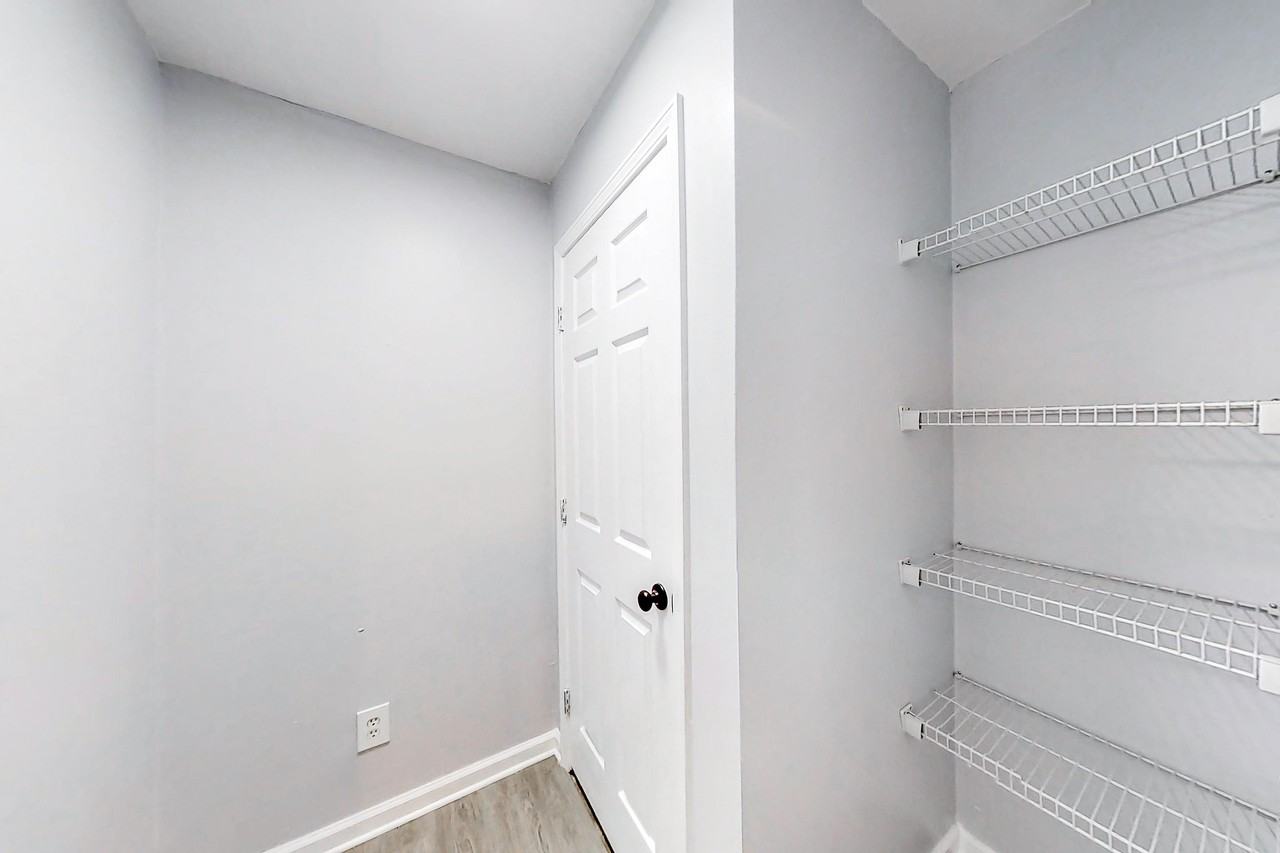 Plainville Dr Sw - Photo 2 of 13