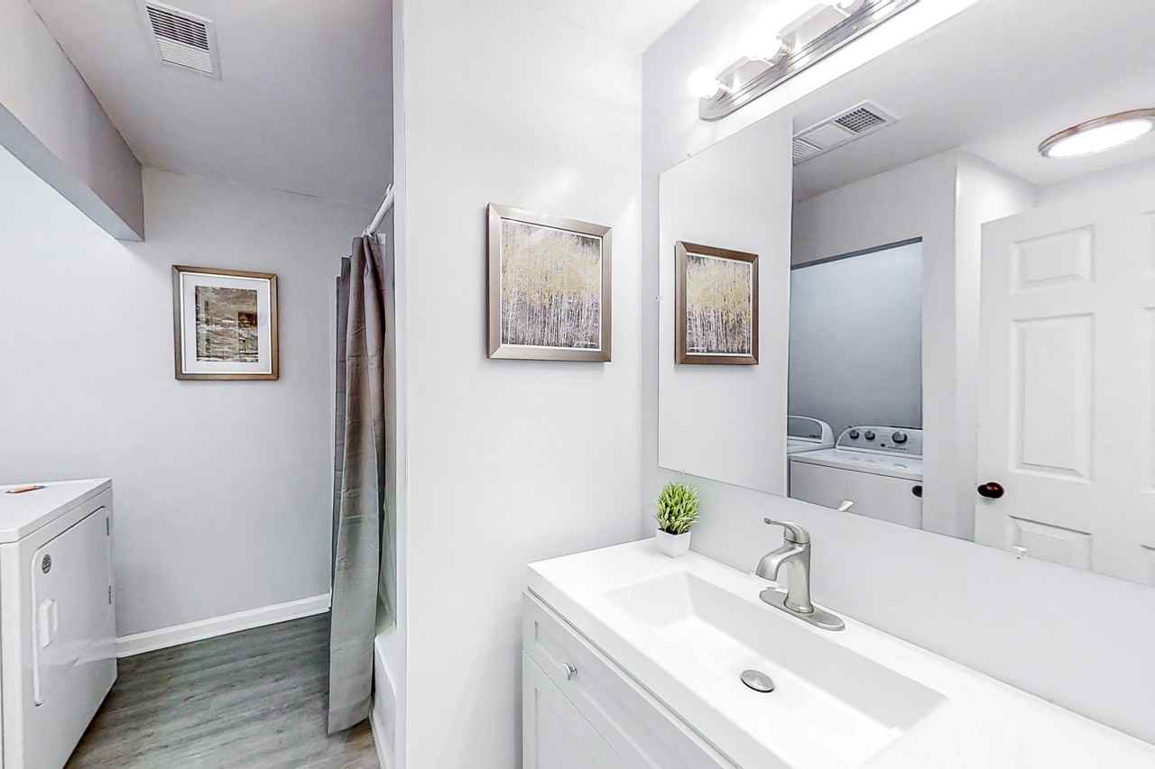 Plainville Dr Sw - Photo 6 of 13