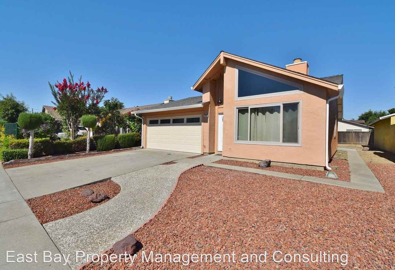 3855 Dunbar Pl - Photo 2 of 16