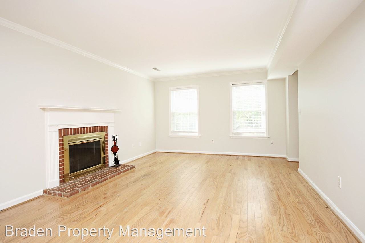 3141 Saddlebrook Ln - Photo 2 of 20