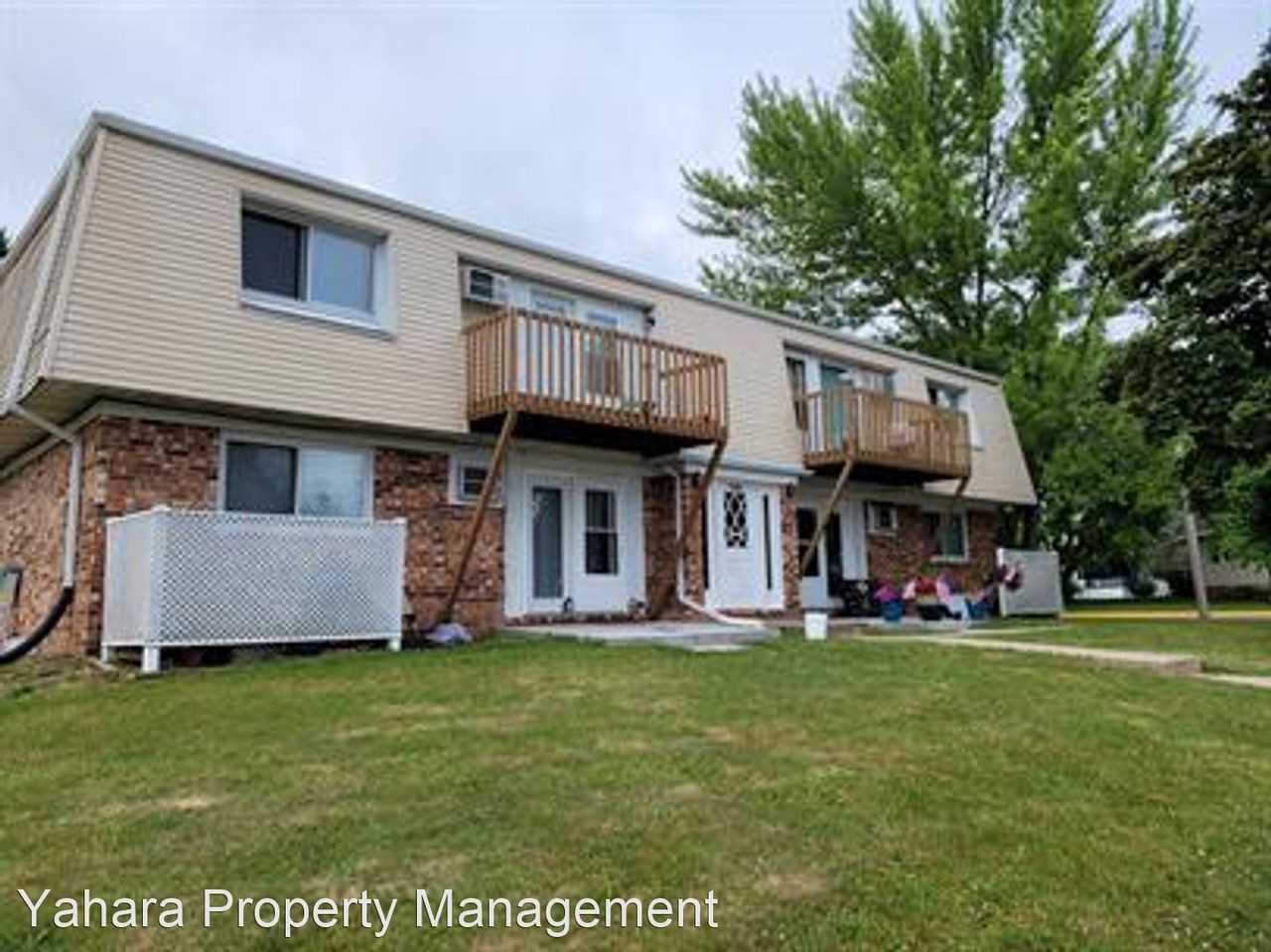 1100 & 1120 19th St. - Photo 2 of 8