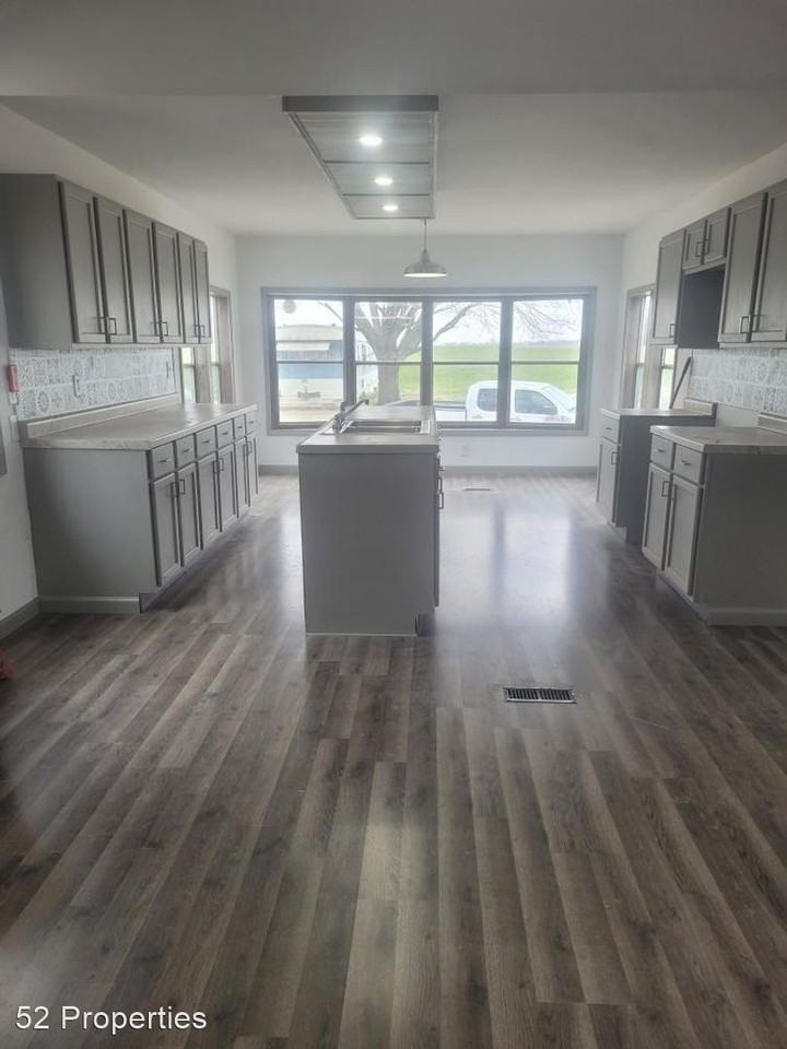 5294 Old State Road - Photo 3 of 8