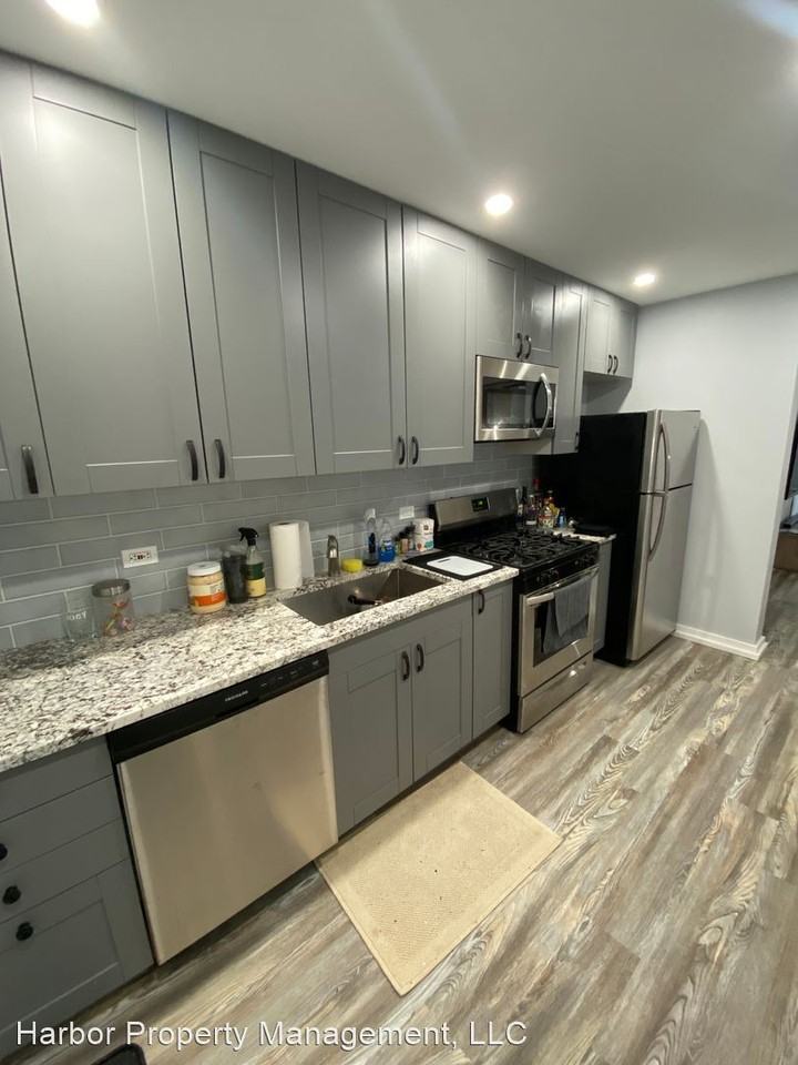 6135-37 N. Glenwood Ave. - Photo 3 of 14